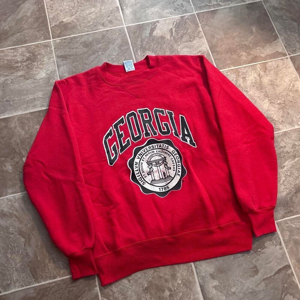 Vintage early 90s Russell athletic UGA bulldogs sweatshirt, size medium!